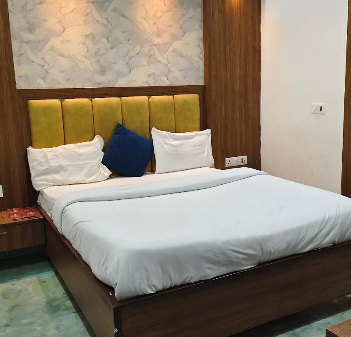 Homestay Hotel The Shanaya -Agra
