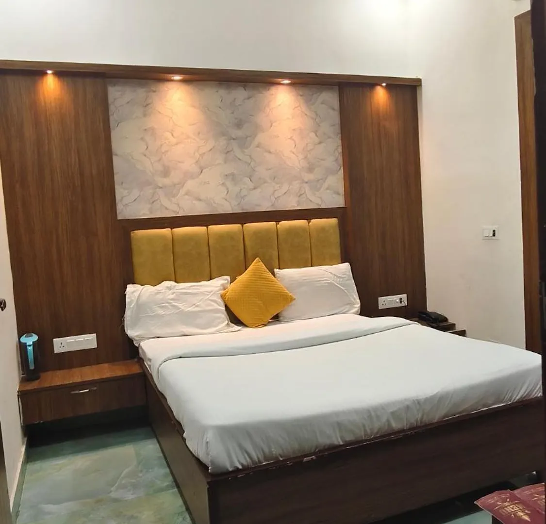 Homestay Hotel The Shanaya -Agra India