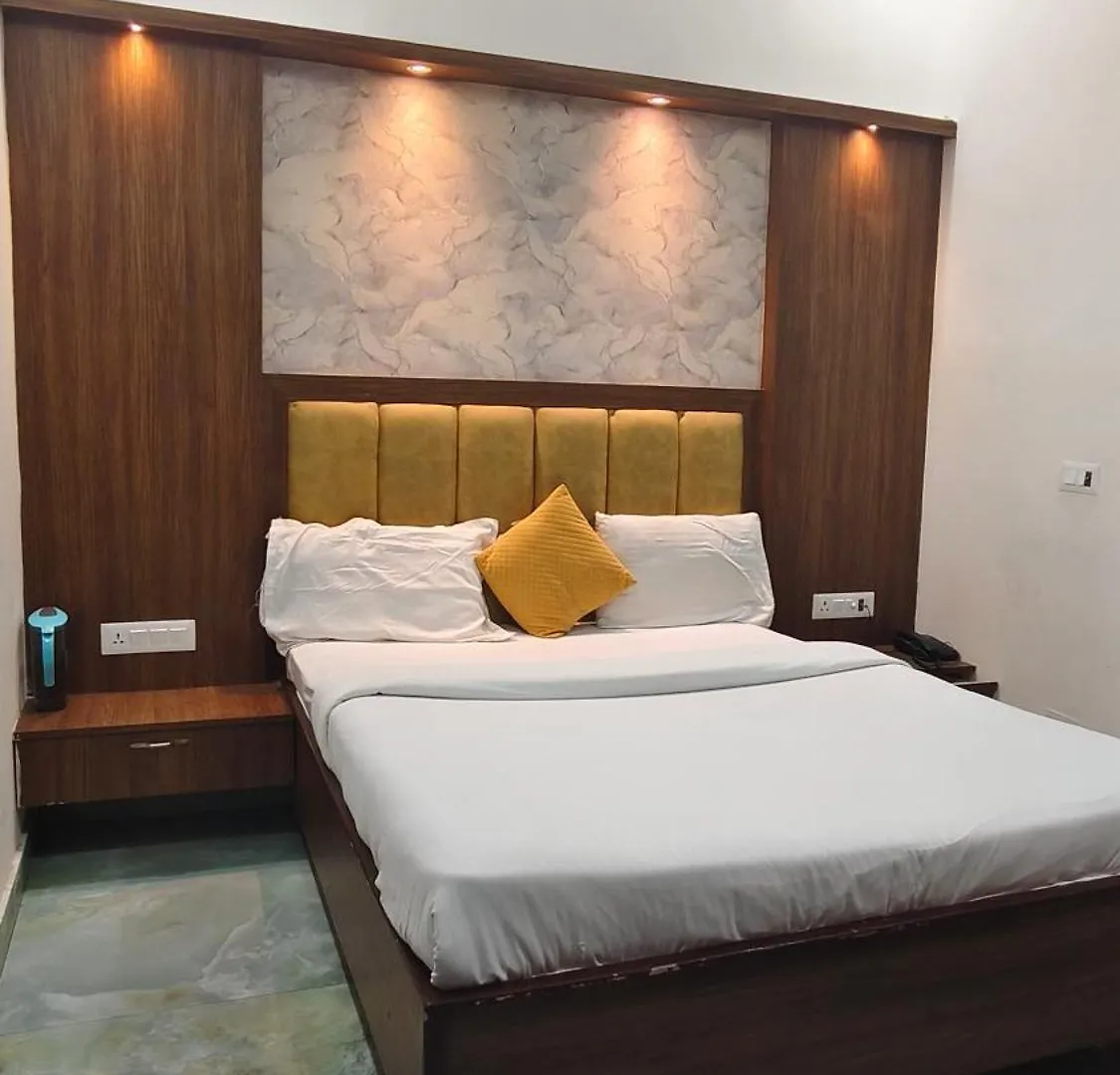 Hotel The Shanaya -Agra